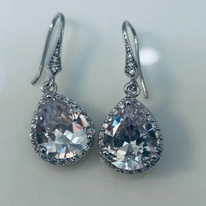 Pear Shaped drop lab diamond earring with halo and antique details